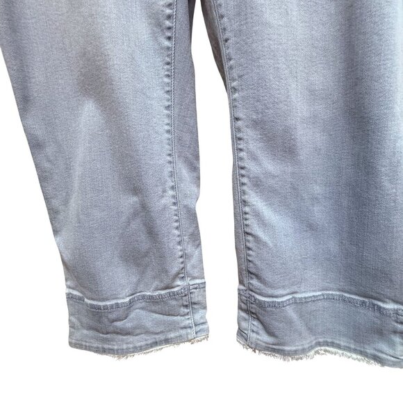 J.JILL Capri Jeans Plus Size 22 Light Wash Blue Stretch Denim Womens Crop Pants - Picture 8 of 10